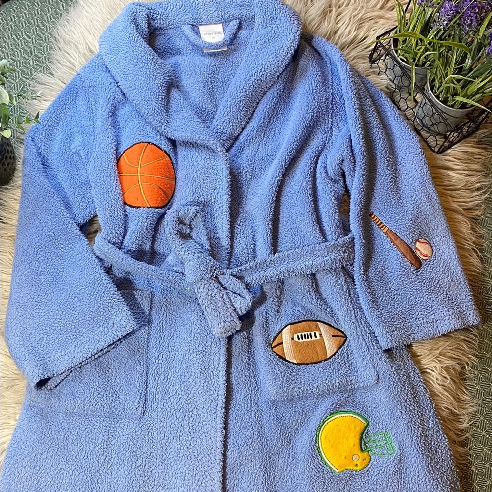 Boys nordstrom sports blue robe